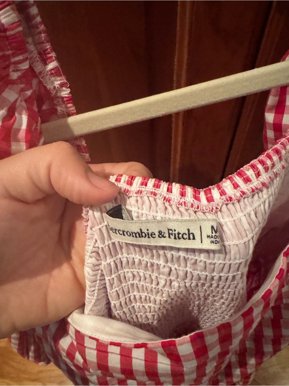 Abercrombie Women’s Red Gingham Puff-Sleeve Dress - Picture 2 of 3